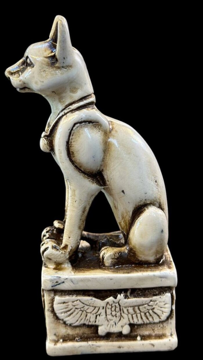 Bastet Stone Statue, Egyptian Cat Goddess Sculpture, Decor - صورة إضافية 3