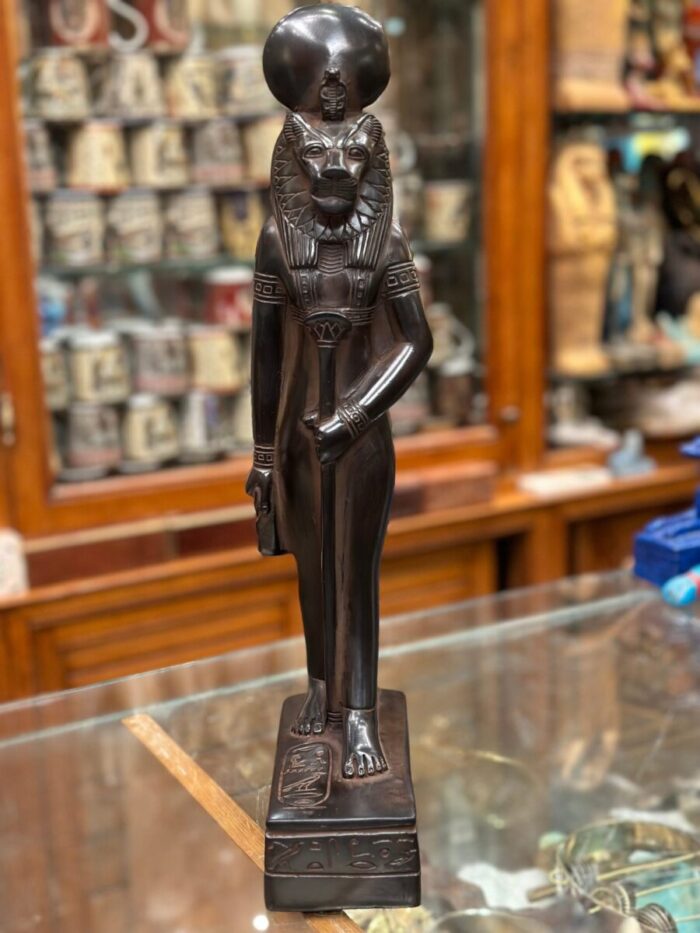 Black Basalt Sekhmet Statue – Egyptian Goddess of War Sculpture - صورة إضافية 10