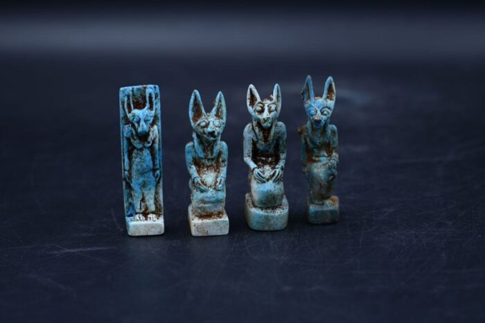 Egyptian Art pharaoh statue made in Egypt Antique Replica