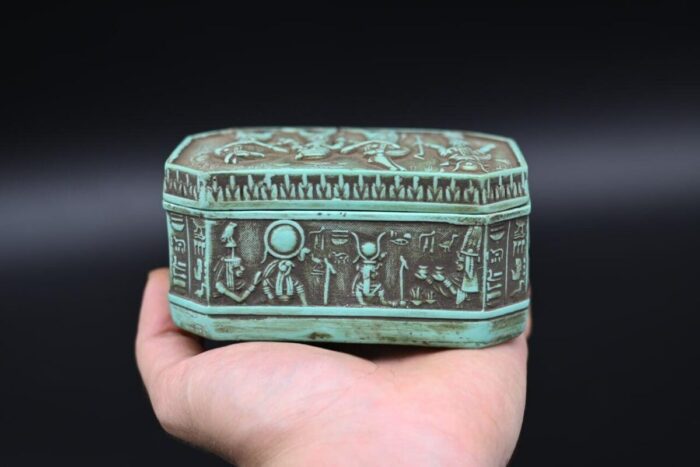 Egyptian Box: Ancient Gods Replica, Made in Egypt - صورة إضافية 2