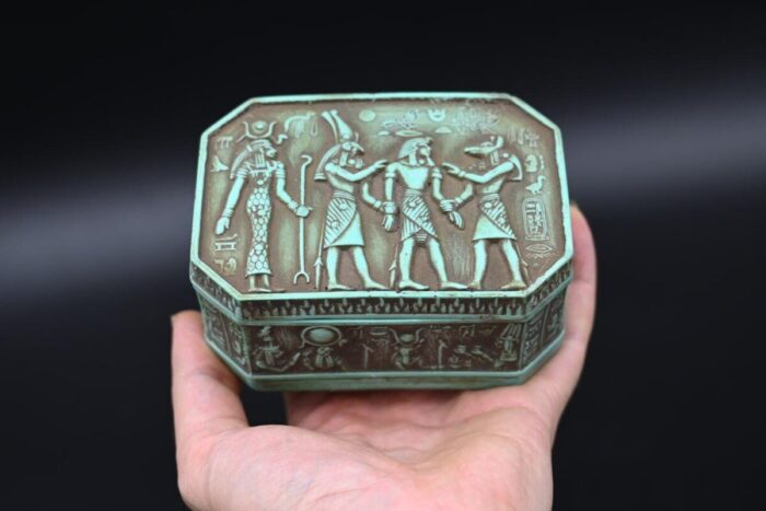Egyptian Box: Ancient Gods Replica, Made in Egypt - صورة إضافية 3