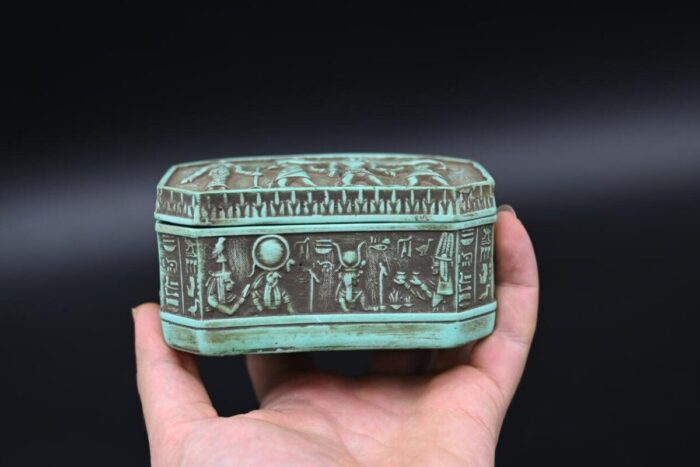 Egyptian Box: Ancient Gods Replica, Made in Egypt - صورة إضافية 5