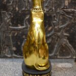 Golden Bastet Statue, Egyptian Goddess of Protection, Replica - صورة إضافية 8