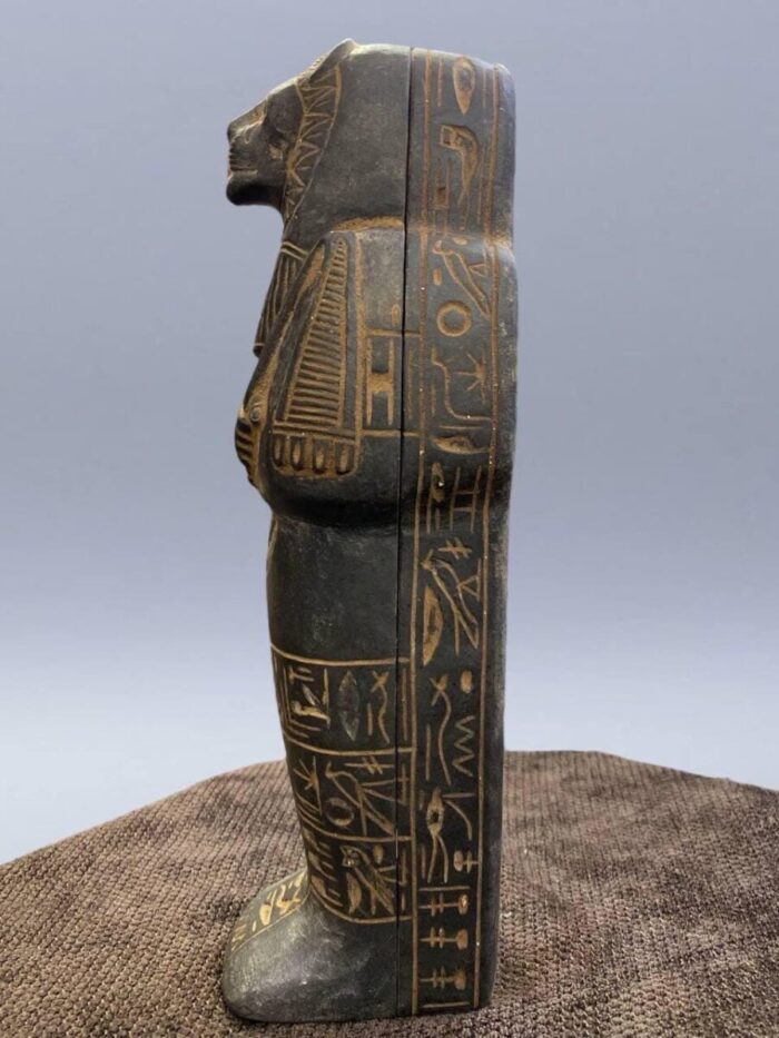 Hand Carved Basalt Sekhmet Sarcophagus, Ancient Egyptian Goddess Replica - صورة إضافية 2