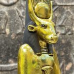 Hathor Statue – Egyptian Goddess of Love, Beauty, and Fertility - صورة إضافية 10
