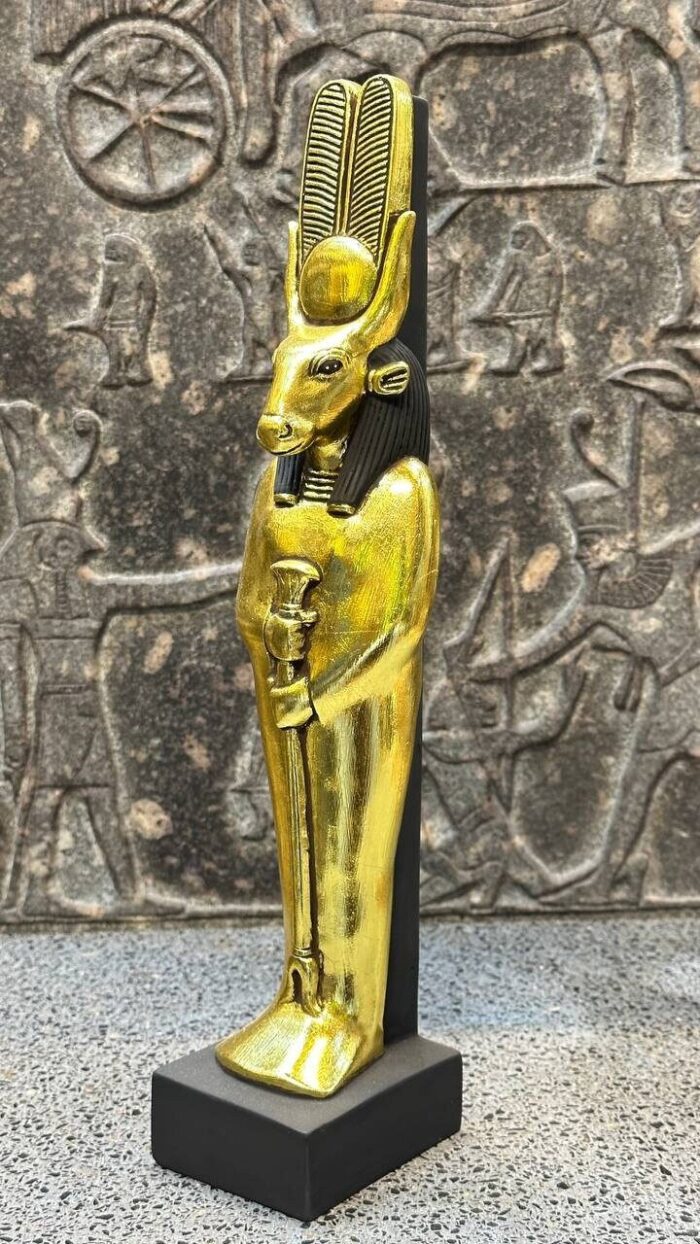 Hathor Statue – Egyptian Goddess of Love, Beauty, and Fertility - صورة إضافية 5