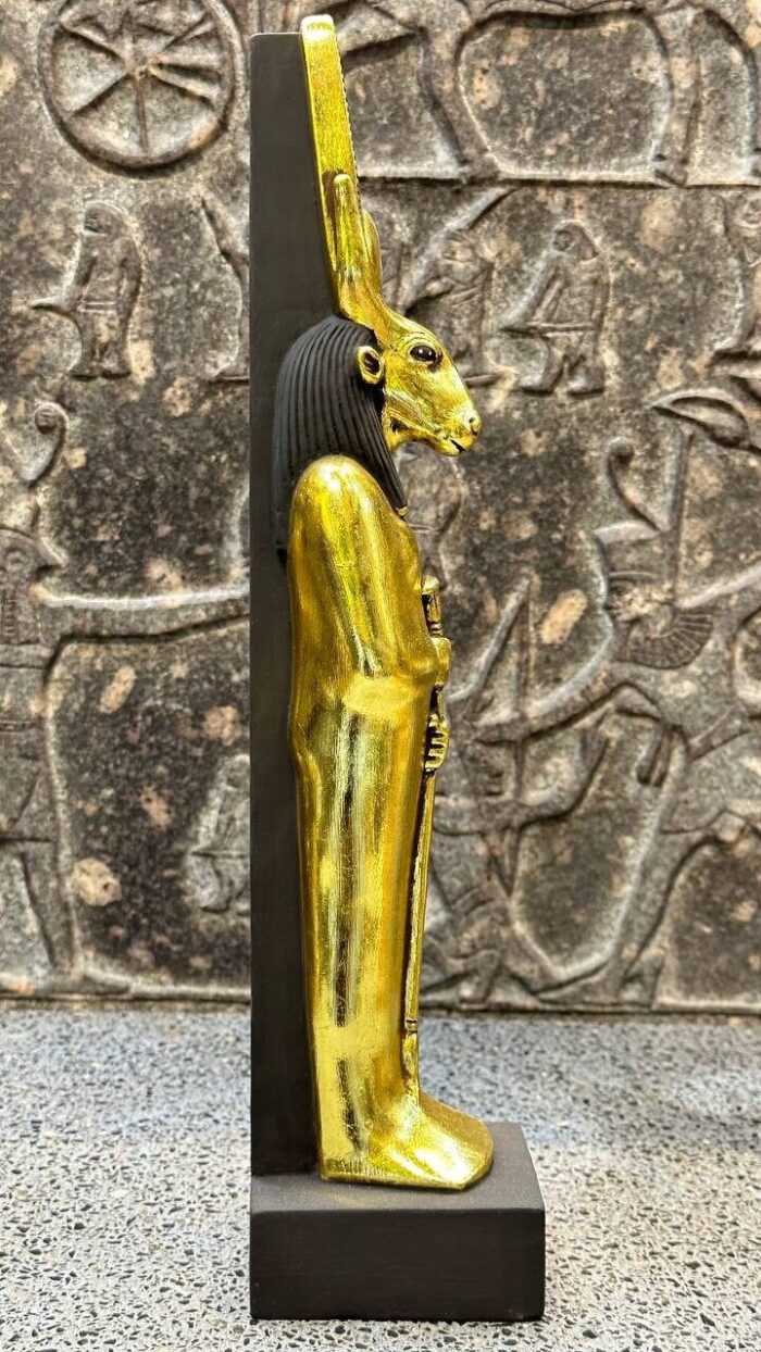 Hathor Statue – Egyptian Goddess of Love, Beauty, and Fertility - صورة إضافية 8