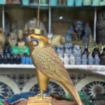 Horus Statue: Egyptian God of Protection, Gold Leaf Stone Sculpture - صورة إضافية 6