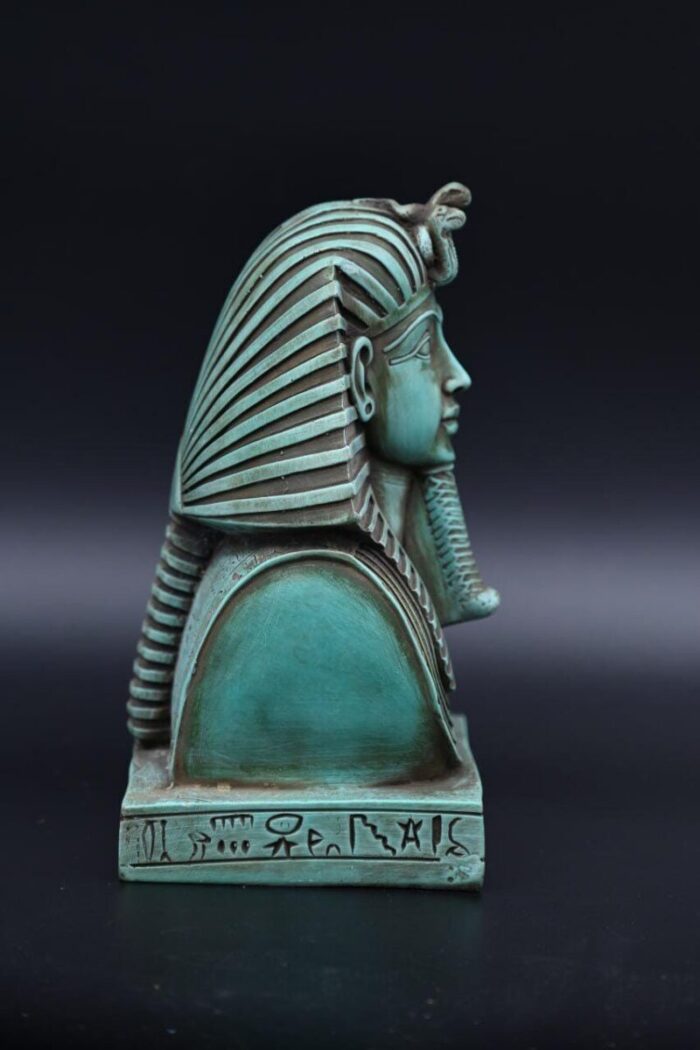 King Tut Mask Replica – Ancient Egyptian Museum Art - صورة إضافية 4