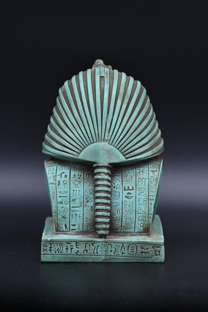 King Tut Mask Replica – Ancient Egyptian Museum Art - صورة إضافية 5