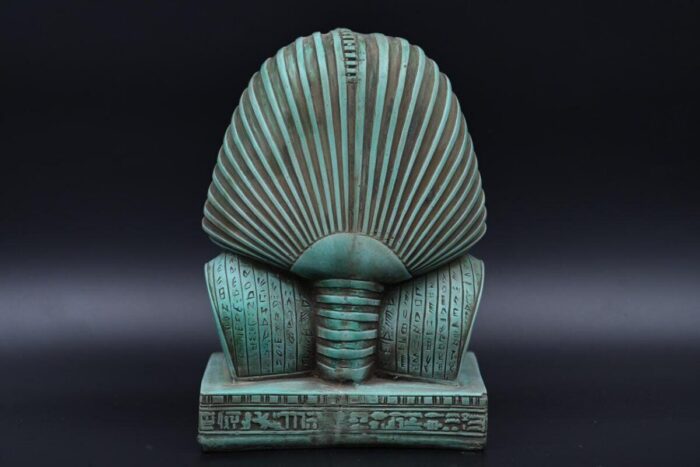 King Tutankhamun Mask: Egyptian Museum Replica - صورة إضافية 4