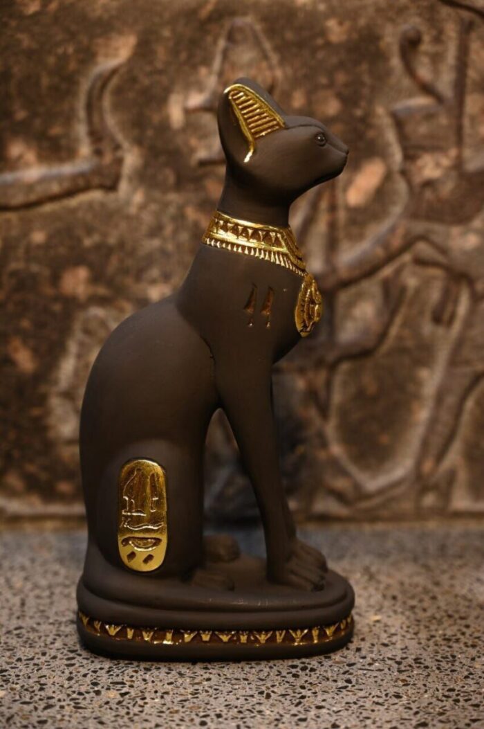 Masterpiece goddess Bastet statue, goddess of the home, domesticity, women's secrets, cats and childbirth. - صورة إضافية 5