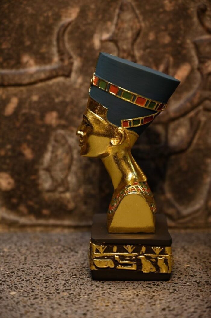 Queen Nefertiti Statue: Gold Leaf Egyptian Replica, Home Decor - صورة إضافية 6