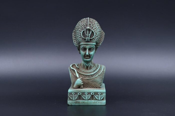Ramesses II Statue: Egyptian King Ramses Stone Sculpture