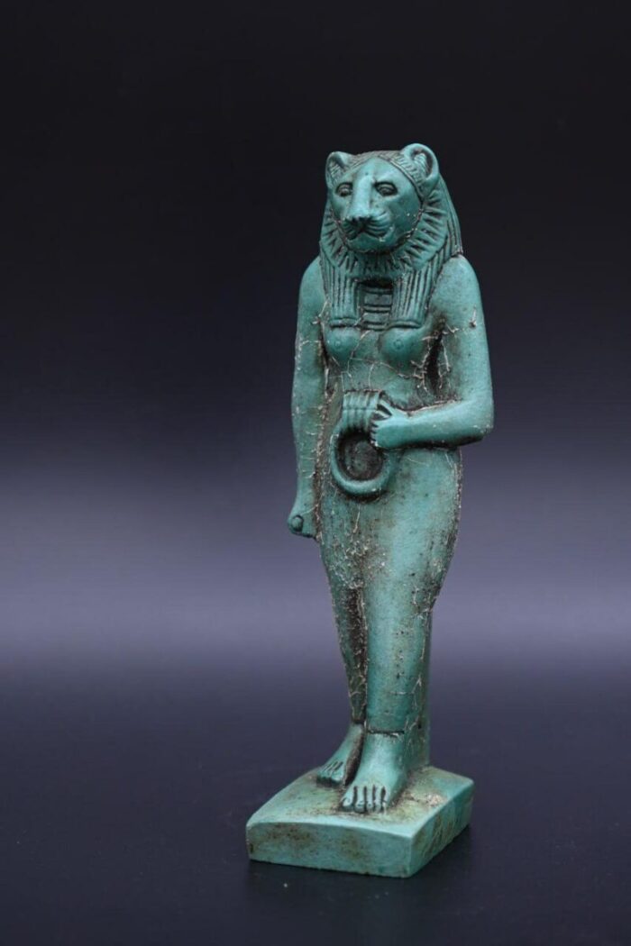 Sekhmet Statue: Egyptian Goddess of War Replica - صورة إضافية 3