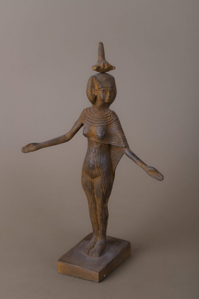 Serket Statue, Egyptian Goddess Sculpture, Ancient Mythology Decor - صورة إضافية 2