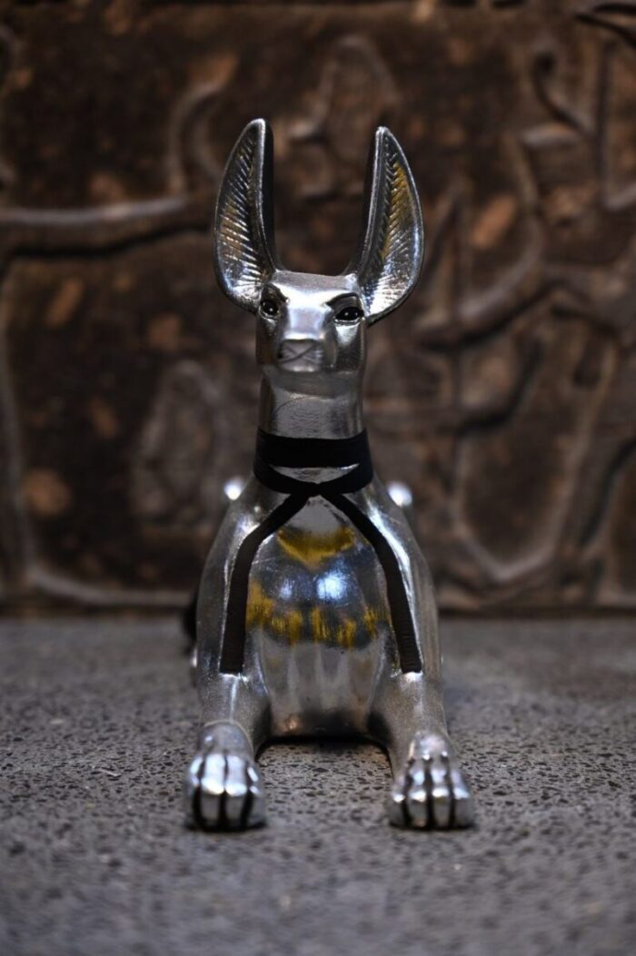 Silver Leaf Anubis Statue – Egyptian God of Mummification, Replica - صورة إضافية 10