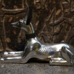 Silver Leaf Anubis Statue – Egyptian God of Mummification, Replica - صورة إضافية 5
