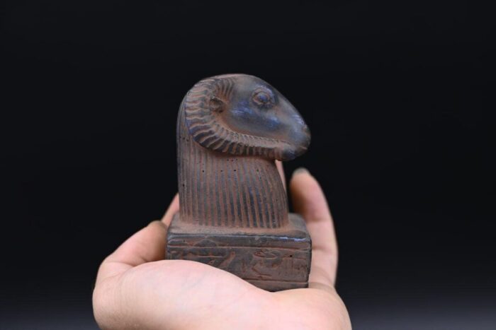 Stone Amun Statue: Egyptian God Replica - صورة إضافية 8