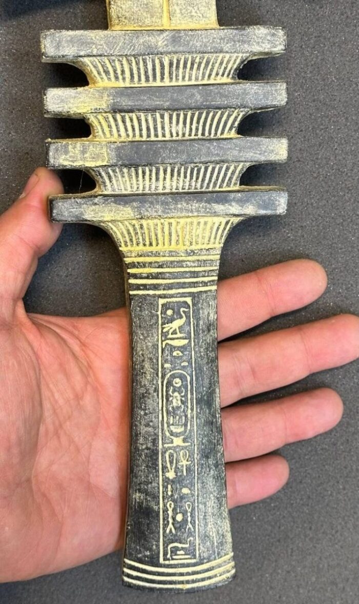 Stone Ankh – Egyptian Key of Life Sculpture - صورة إضافية 3