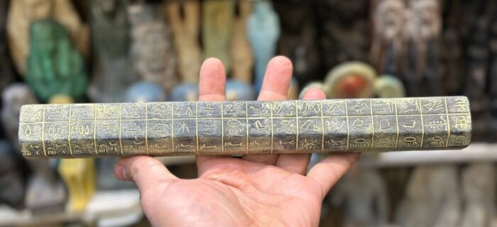 Stone Egyptian Royal Arm - Ancient Ruler Replica - صورة إضافية 4