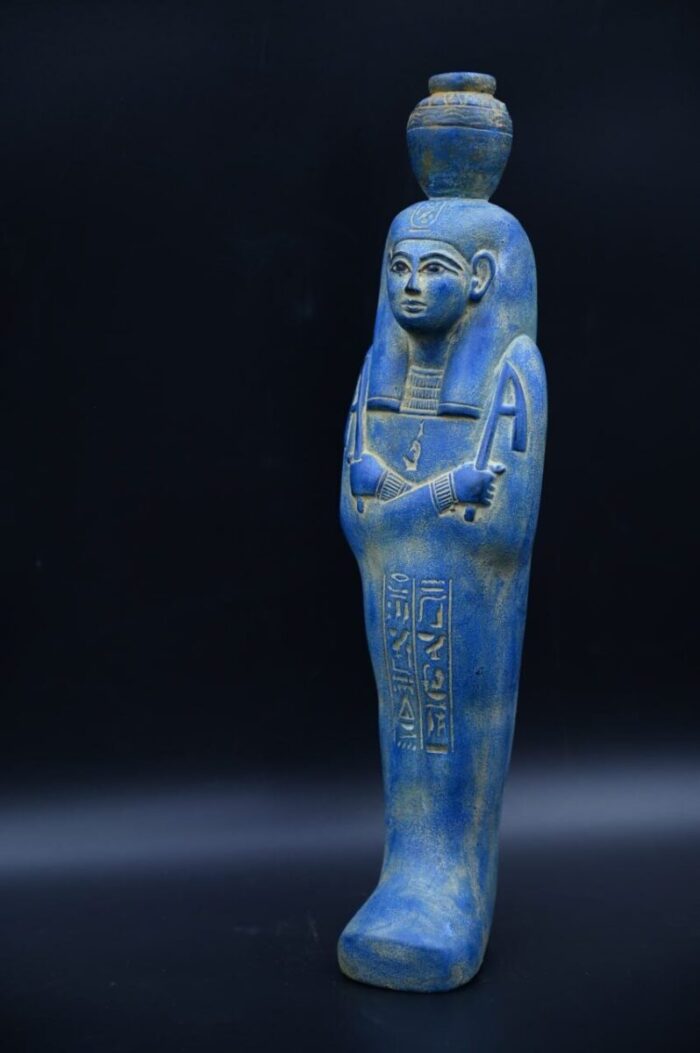 Vintage Egyptian Goddess Nut Statue, Blue Stone Sculpture - صورة إضافية 7