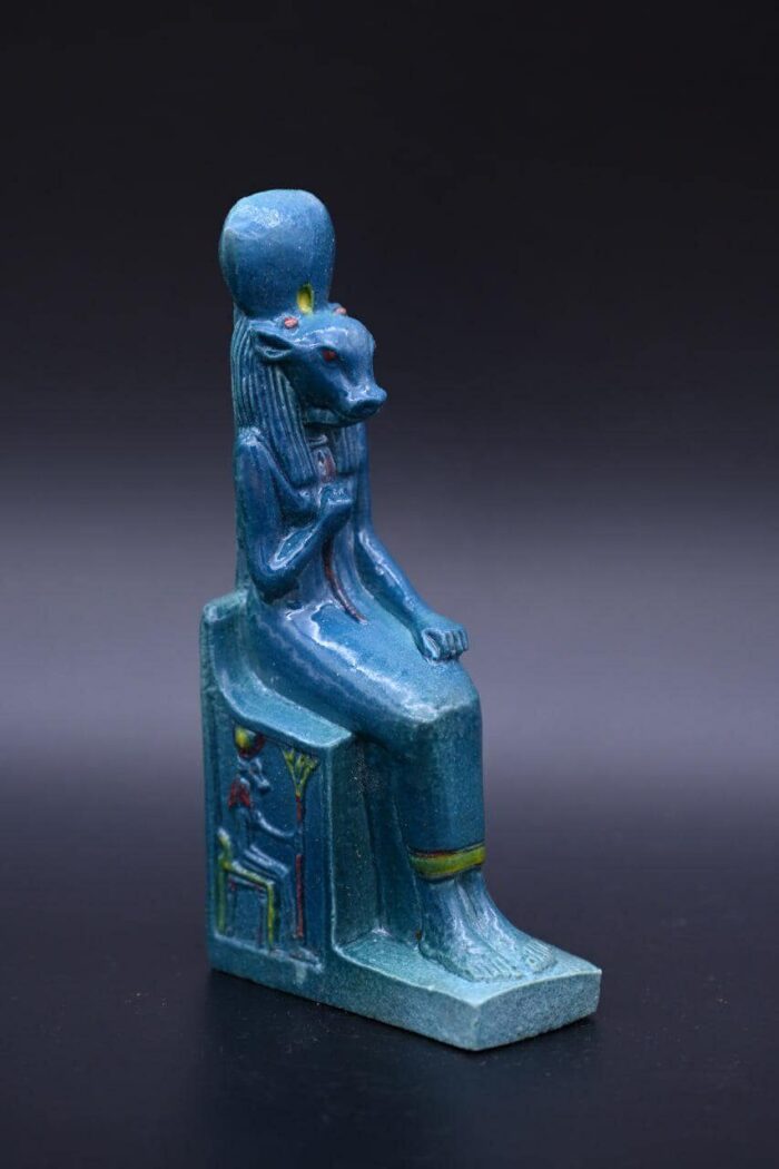 Vintage Egyptian Hathor Statue, Goddess of Love, Stone Replica - صورة إضافية 10