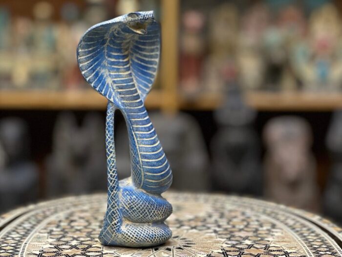 Vintage Egyptian Uraeus Cobra Statue, Wadjet Goddess Sculpture - صورة إضافية 3