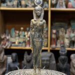 Vintage Hathor-Goddess of heaven,love,beauty, happiness-fertility in ancient Egyptian mythology-sculpture antiques statue-Egypt mythology - صورة إضافية 3