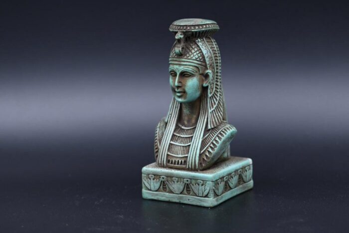 Vintage Hathor Statue: Egyptian Goddess Replica, Stone Idol - صورة إضافية 2