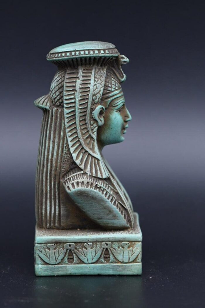 Vintage Hathor Statue: Egyptian Goddess Replica, Stone Idol - صورة إضافية 4