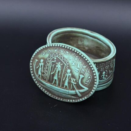 An Egyptian box inscribed with pharaonic inscriptions-Antiques Replica Ancient Egyptian made in Egypt