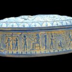 An Egyptian box inscribed with pharaonic inscriptions-Antiques-Replica- Ancient Egyptian-made in Egypt - صورة إضافية 2