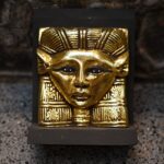 Antique Hathor Statue – Egyptian Goddess of Love, Gold Leaf Sculpture - صورة إضافية 3