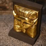 Antique Hathor Statue – Egyptian Goddess of Love, Gold Leaf Sculpture - صورة إضافية 9