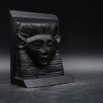 Basalt Hathor Mask Sculpture: Egyptian Goddess Replica - صورة إضافية 5