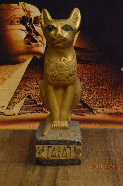 Bastet Cat Statue, Egyptian Mythology, Gold Leaf - صورة إضافية 6
