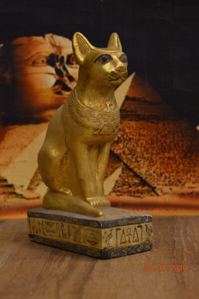 Bastet Cat Statue, Egyptian Mythology, Gold Leaf - صورة إضافية 9