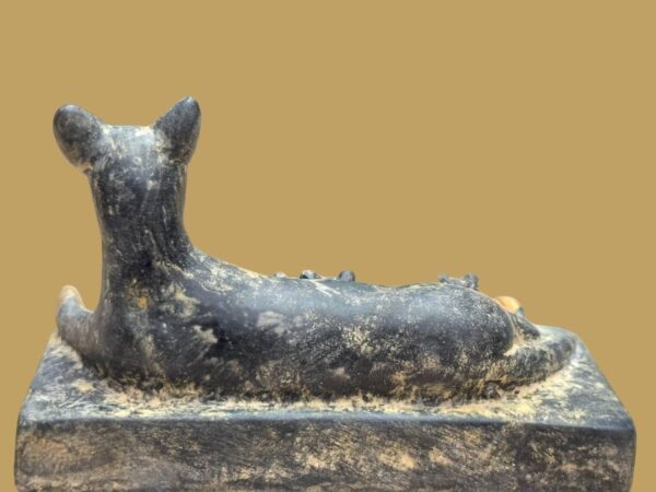 Bastet Statue: Egyptian Goddess Cat Sculpture, Stone Replica - صورة إضافية 3