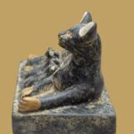 Bastet Statue: Egyptian Goddess Cat Sculpture, Stone Replica - صورة إضافية 4