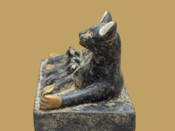 Bastet Statue: Egyptian Goddess Cat Sculpture, Stone Replica - صورة إضافية 4