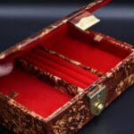 Box for Tutankhamun-Pharaonic boxes -Egyptian art-handcraft-Egyptian Antiques Mythology-Egyptian Archeology-Antiquities of ancient Egypt - صورة إضافية 2
