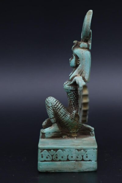 Egyptian Goddess Isis Statue - Replica Home Decor - صورة إضافية 2