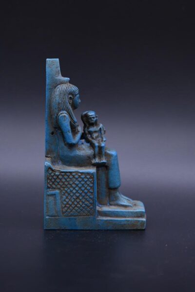 Egyptian Goddess Isis Statue, Stone Replica - صورة إضافية 5