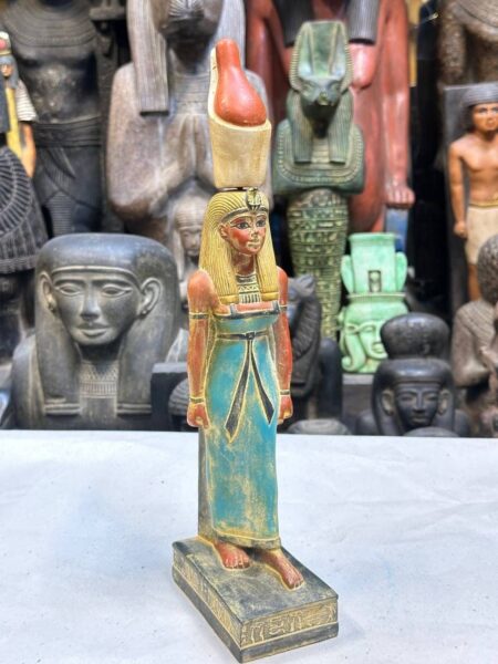 Egyptian Goddess Mut Statue: Ancient Mythology Decor - صورة إضافية 3