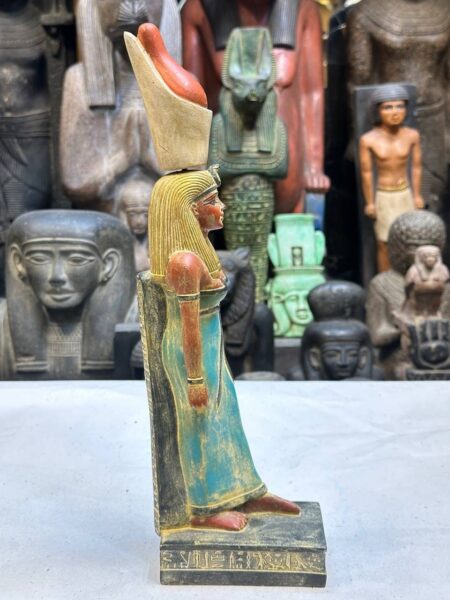 Egyptian Goddess Mut Statue: Ancient Mythology Decor - صورة إضافية 4