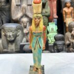 Egyptian Goddess Mut Statue: Ancient Mythology Decor - صورة إضافية 6