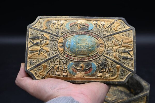 Egyptian Jewelry Box: Pharaoh Scarab Design - صورة إضافية 7