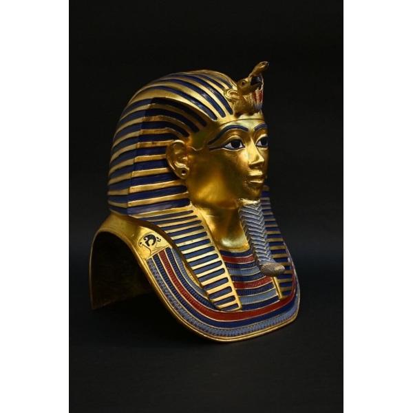 Gold leaf Tutankhamun statue-ancient Egyptian kings-Egyptian mythology--antiquities -stuff of the golden king-Replica mask.Egypt - صورة إضافية 2