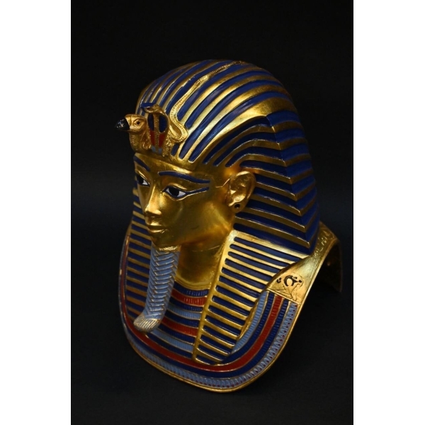 Gold leaf Tutankhamun statue-ancient Egyptian kings-Egyptian mythology--antiquities -stuff of the golden king-Replica mask.Egypt - صورة إضافية 6
